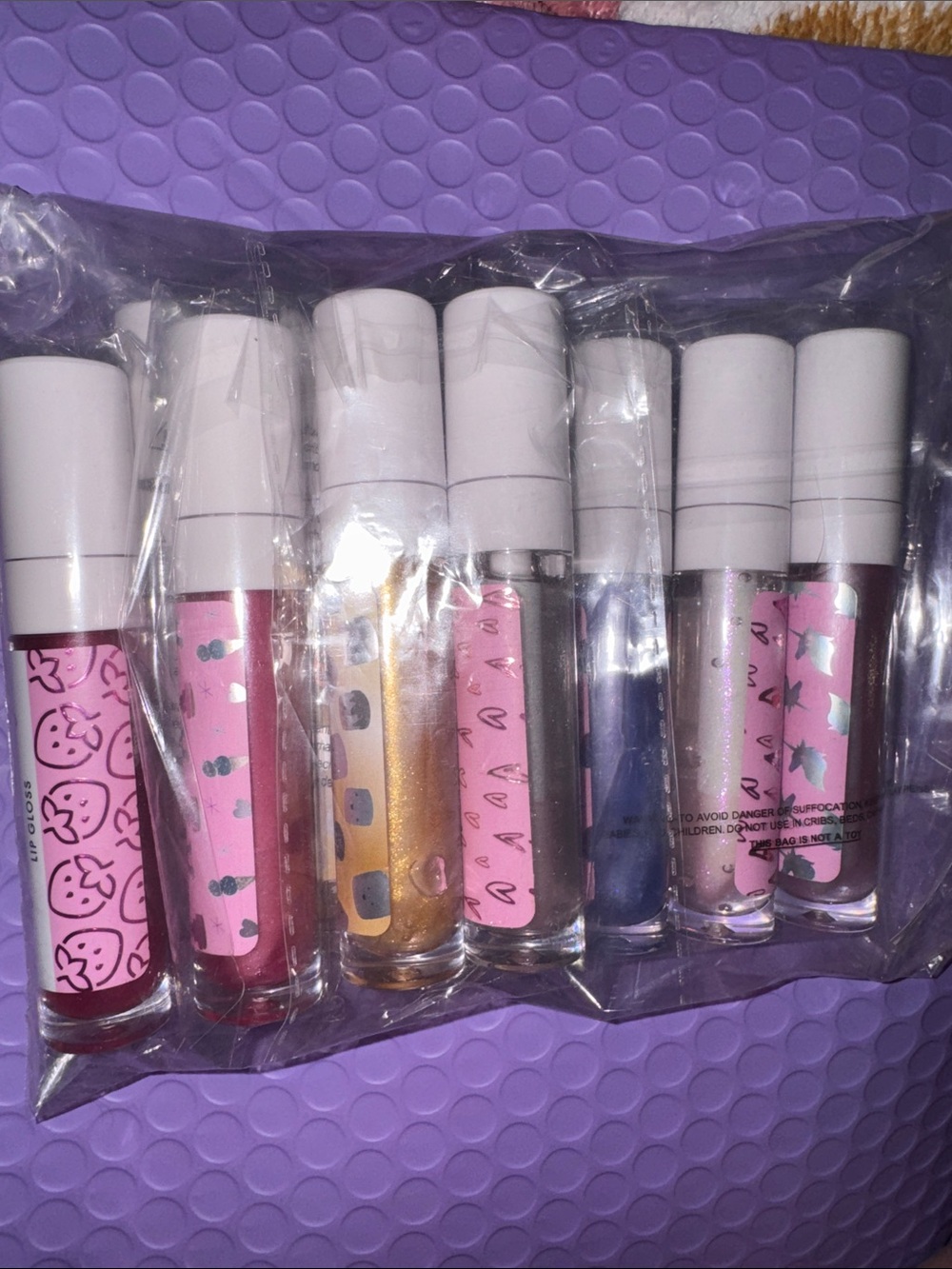 AMINNAH lip oil or gloss ✨ 👄BOGO!✨💖pick 2️⃣👀💋 - Picture 5 of 11